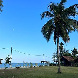 Alun Alun Island Resort